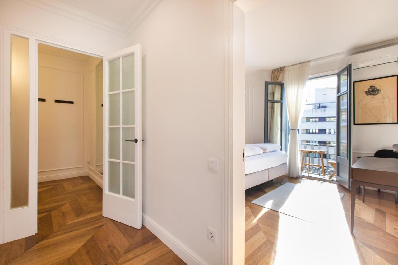 Majestic 4Br/4Bath Apartment In Sagrada Familia Area Barcellona Esterno foto